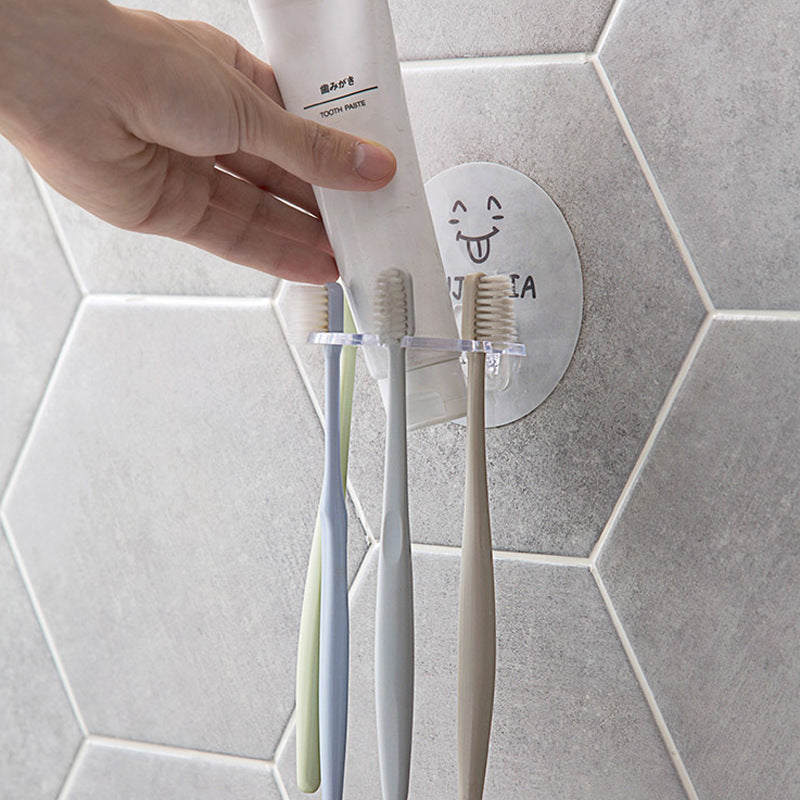 Punch-free toothbrush holder